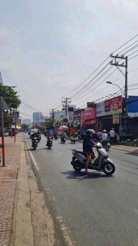 Bán MT kinh doanh lớn, ngang 8m x22m,6T, Nguyễn Văn Tăng, Tp. Thủ Đức. - Ảnh 3