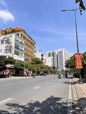 Nhà Tân Phú - phố Tô Hiệu - 4 x 14.5m - gần Đầm Sen - chỉ 6.4T