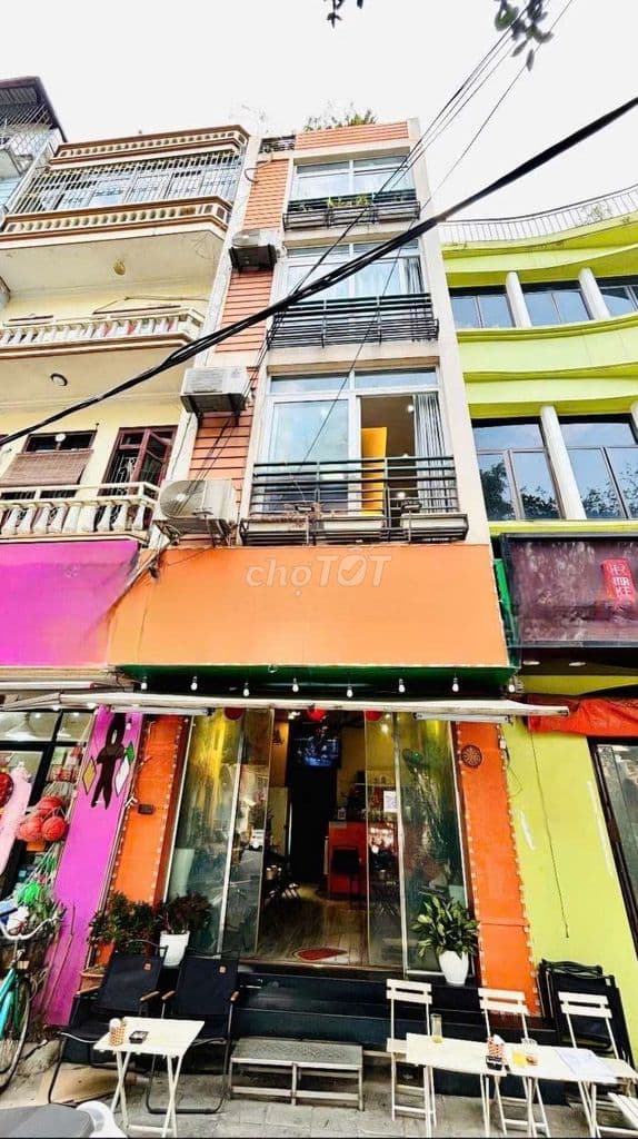 Nhà Dốc Viện Nhi, DT 33m2, XD 4 Tầng, MT 4m, 2 Thoáng, Tiện KD