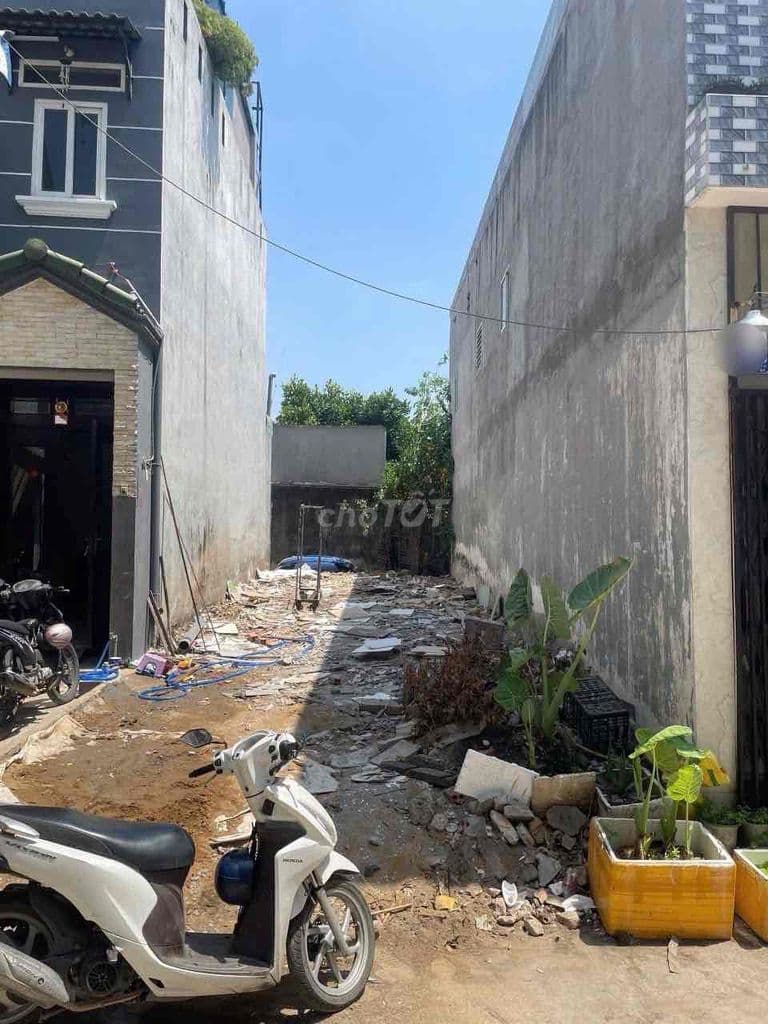 Lô Đất 59m2 Full Thổ Sổ Riêng Lê Văn Việt