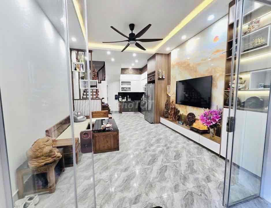 QUÁ ĐẸP - PHỐ DOÃ KẾ THIỆN 36M x 5T - NGÕ GẦN 3M - GIÁ 9.3 TỶ.