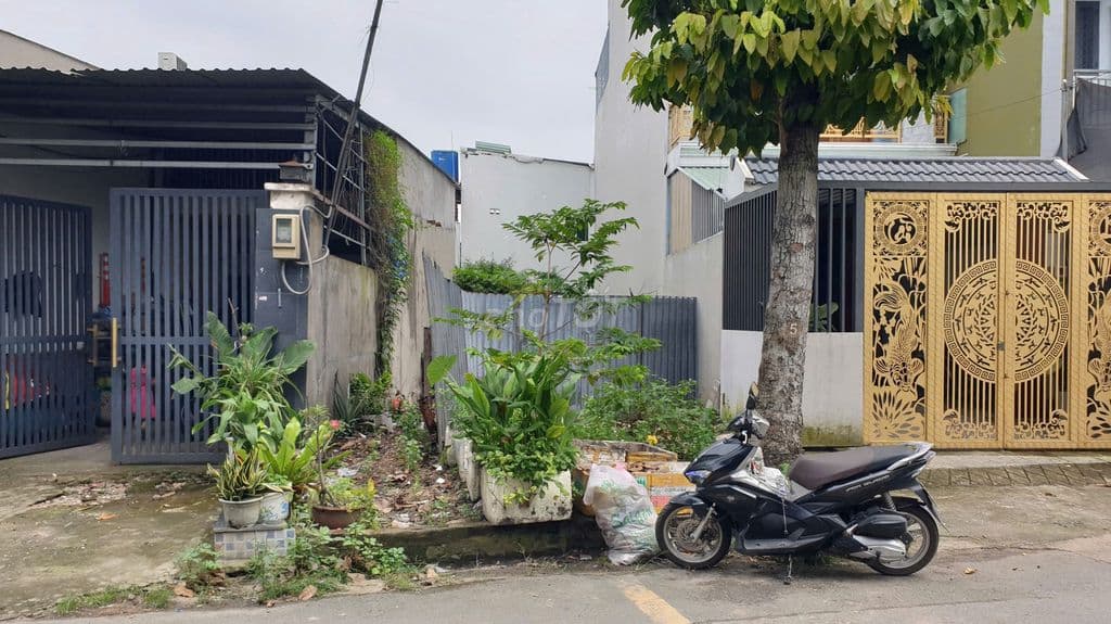 HOT- Đất thổ cư DT 5x23, mặt tiền XTT27 gần Phan Văn Hớn, chợ Đại Hải