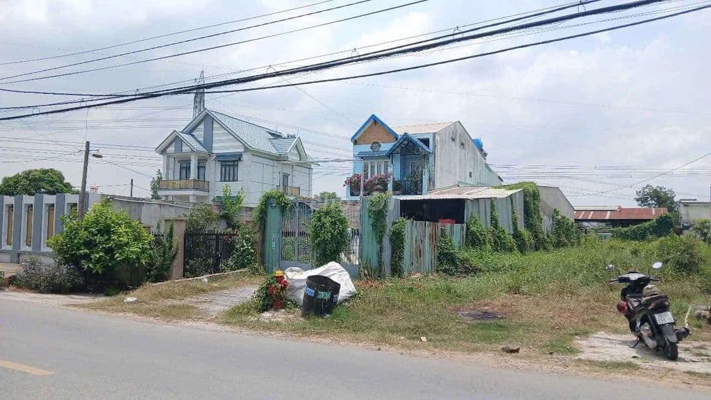 Bán đất mặt tiền đường Thanh Niên 10*58 có 390m thổ cư.