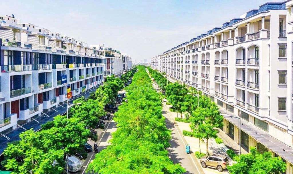 CĂN HỘ DỊCH VỤ FULL NỘI THẤT TÁCH BẾP NẰM TẠI KDT VẠN PHÚC CITY - Ảnh 3