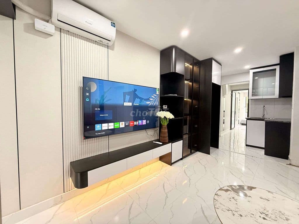 Hơn 3 tỷ tập thể Đại La, 75m 2 ngủ lô góc 3 thoáng ô tô đỗ cửa, Sổ Đẹp