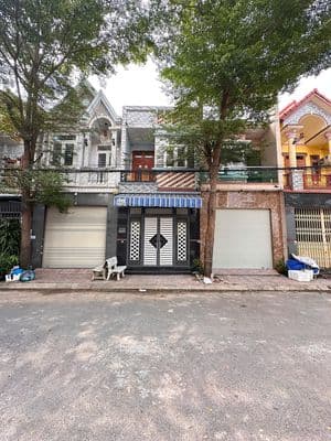 Cho Thuê Nhà 1T1L 3PN 2WC Khu Phú Hồng Thịnh 3, Đường Ô Tô Gần Chợ