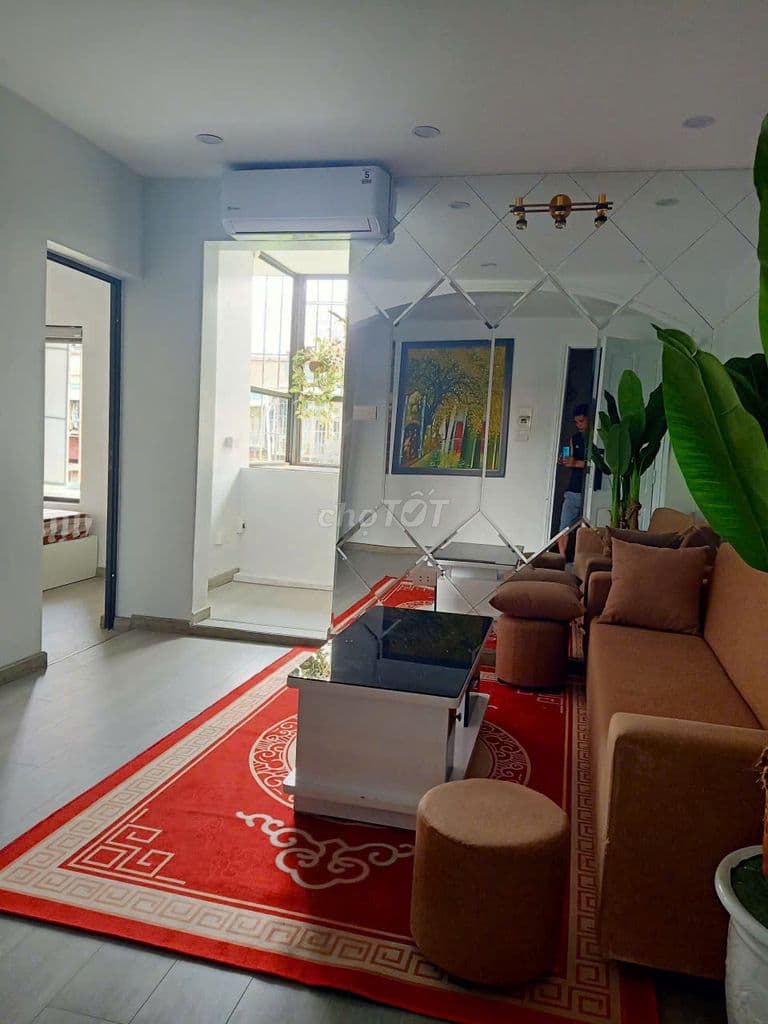 Cần Bán Căn Hộ Tập Thể Nghĩa Tân, 60m2. Fuil.