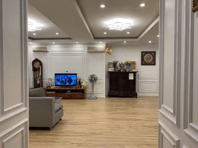 Cho thuê vp phố Vũ Ngọc Phan,đống đa,dtsd 35m2,giá 6tr/tháng,mới đẹp