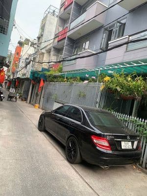 Hẽm xe hơi Lạc Long Quân - Gần Công Viên Đầm Sen