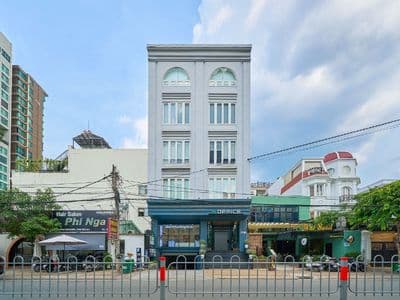 Cho Thuê Tòa Nhà Nguyễn Văn Hưởng, Phường Thảo Điền, Quận 2, DT: 9x25m