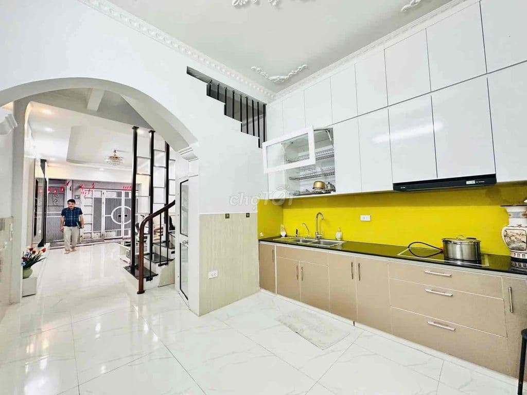 CẦU GIẤY KINH DOANH 6 TẦNG THANG MÁY 60m RỘNG 5m GIA 14 Ty5 Ty - Ảnh 3