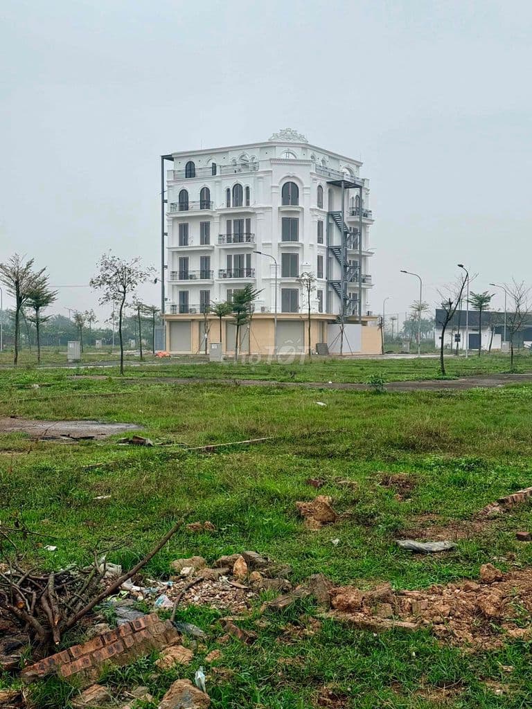 ĐẤT ĐẤU GIÁ RẺ NHẤT MÊ LINH -LIỀN VD 4 ĐÓN DÂN 9 TOÀ NOXH !