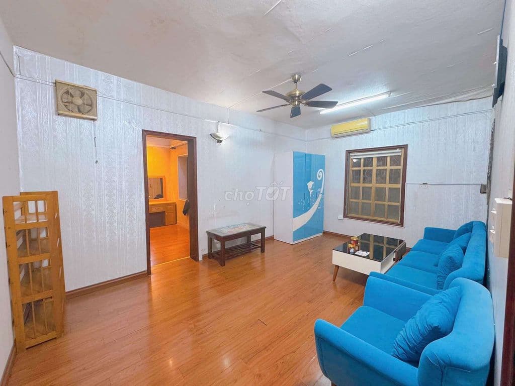 Cho thuê căn hộ tập thể Nguyễn Chí Thanh, Hà Nội