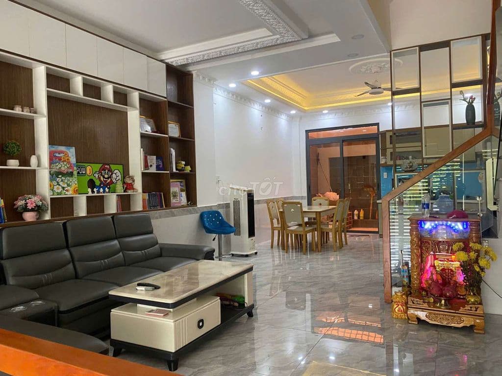 Sadeco ven sông biệt thự 7x18 giá 22.2 tỷ - Ảnh 2