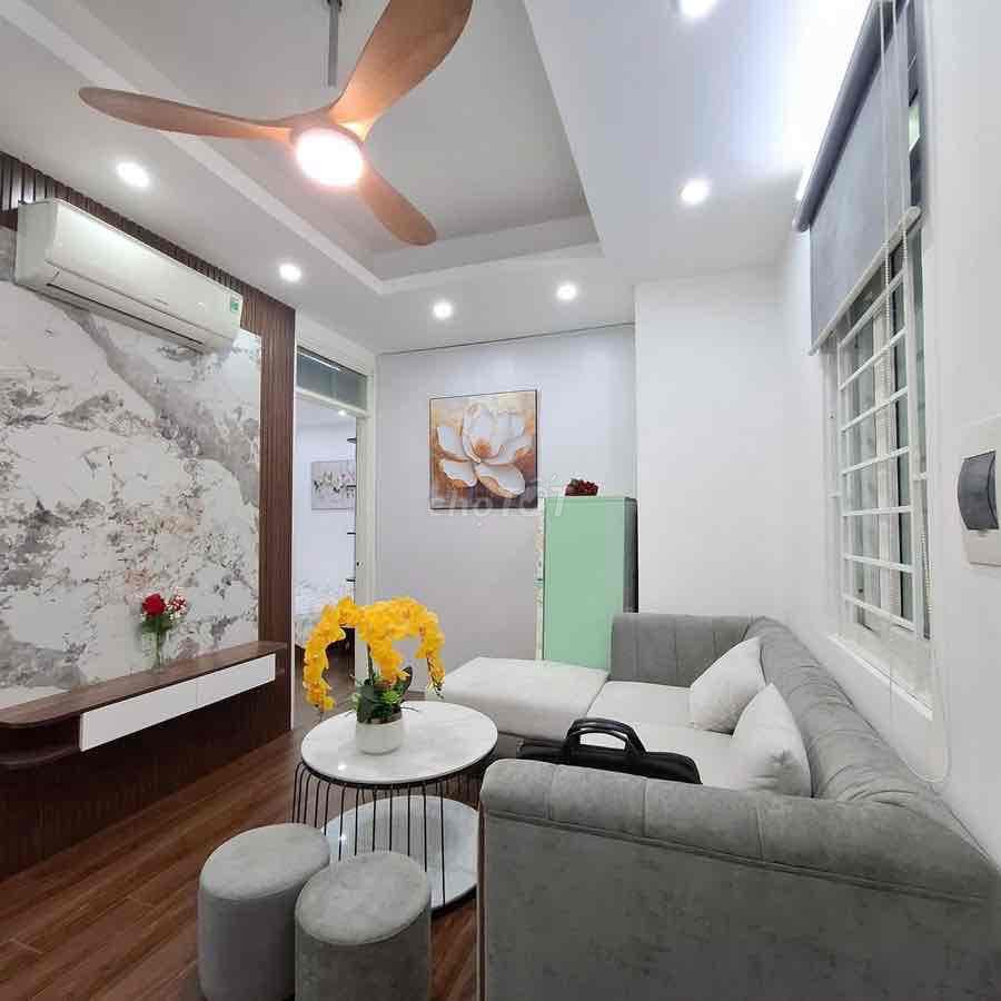 Gia đình cần bán căn chung cư 65m 2pn 2wc ở Thanh Xuân - Ảnh 2