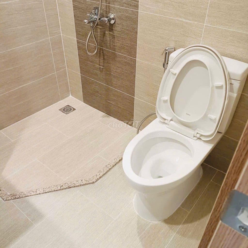 Chung cư Vinhomes 2.07 tỷ view đẹp ( hồ cá Koi+ hồ bơi) - Ảnh 3