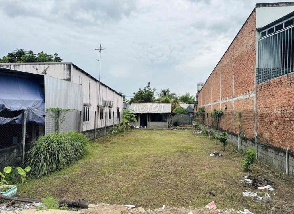 Lô đất đẹp nở hậu ngay mặt tiền đường trung tâm Tân Phú Trung