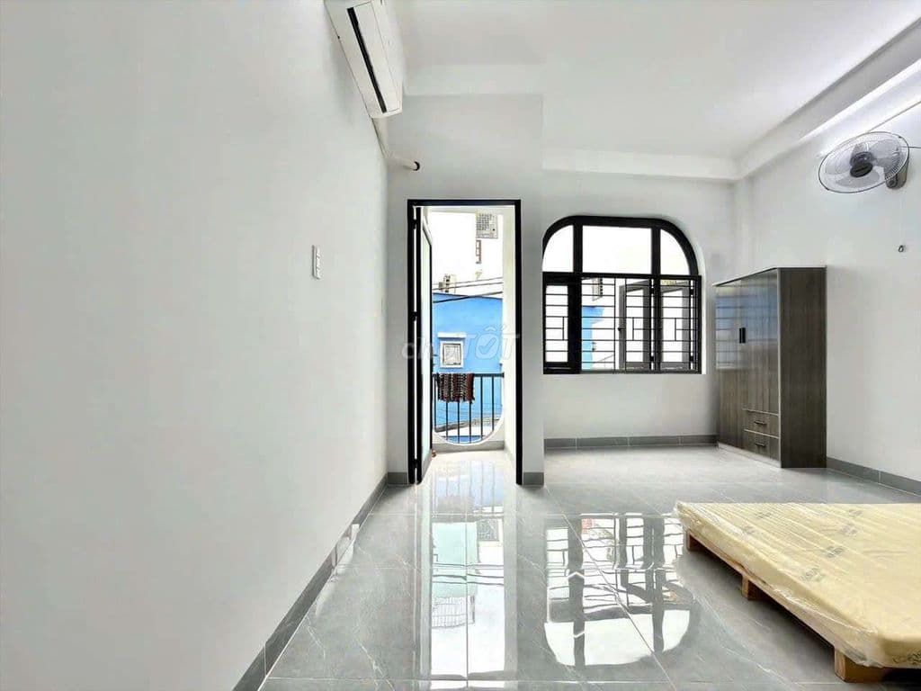 Bancon lầu 1-203/19 Huỳnh Văn Nghệ.F12GV