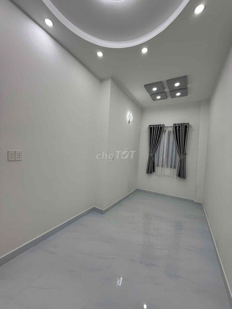 BÁN NHÀ MỚI SẮP HOÀNG THIỆN ĐỐI DIỆN GIGAMAILL HBC THỦ ĐỨC - Ảnh 3