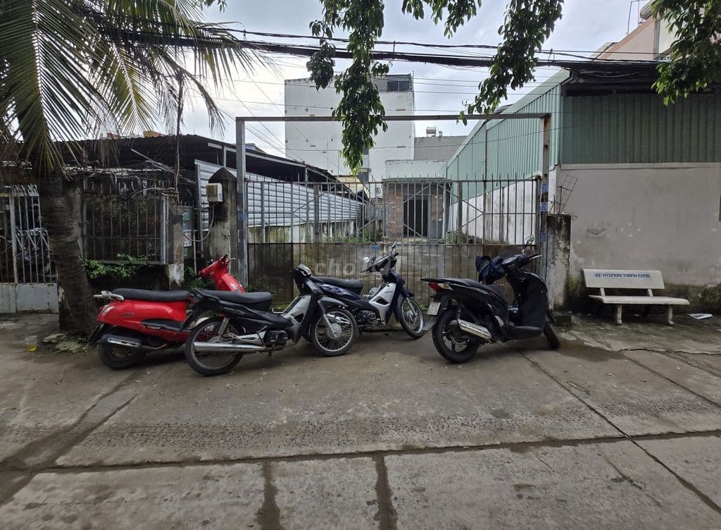 Bán lô đất 120m2 ngang 5,7m đường oto Linh Đông Thủ Đức 7ty3