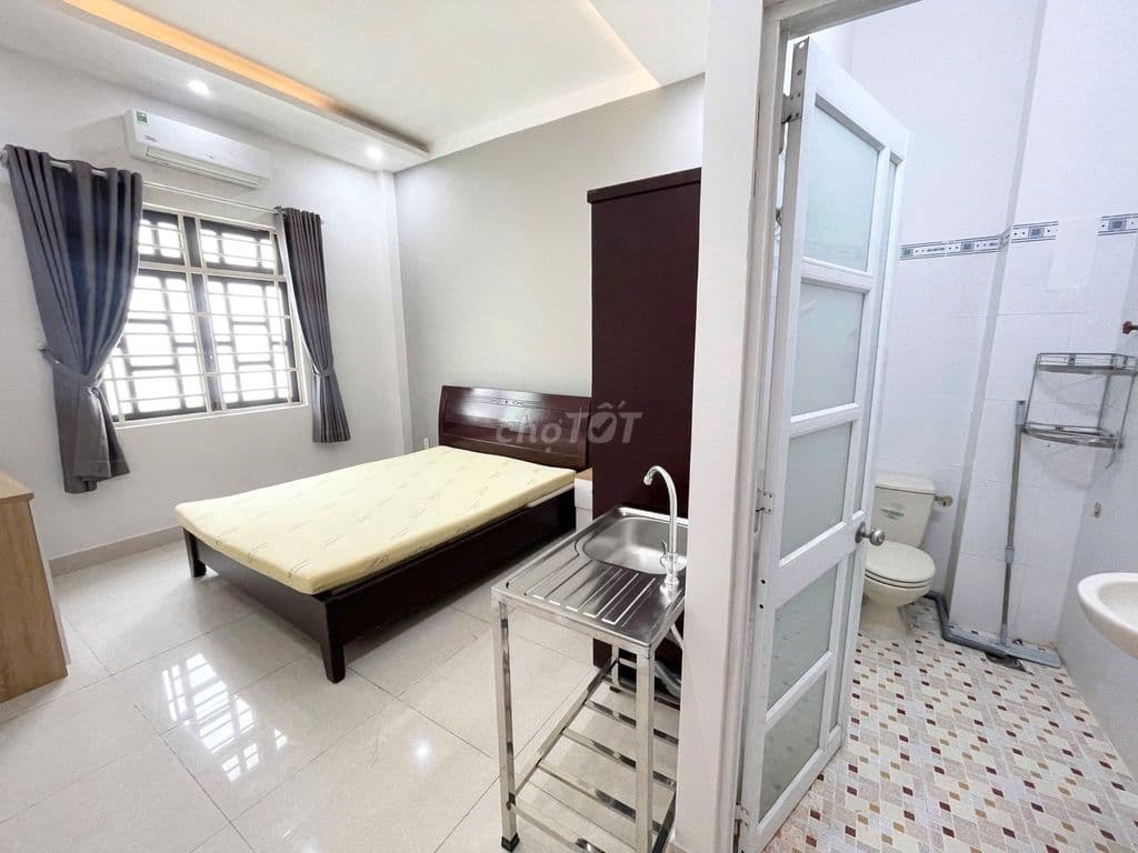 CHDV full nội thất 5tr5 ngay Hàng Xanh