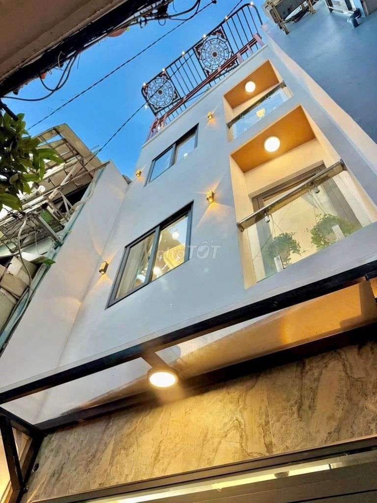 Sát mặt tiền Huỳnh Văn Bánh nhà đẹp ở ngay 30m2_4 tầng_5,35 tỉ TL - Ảnh 3