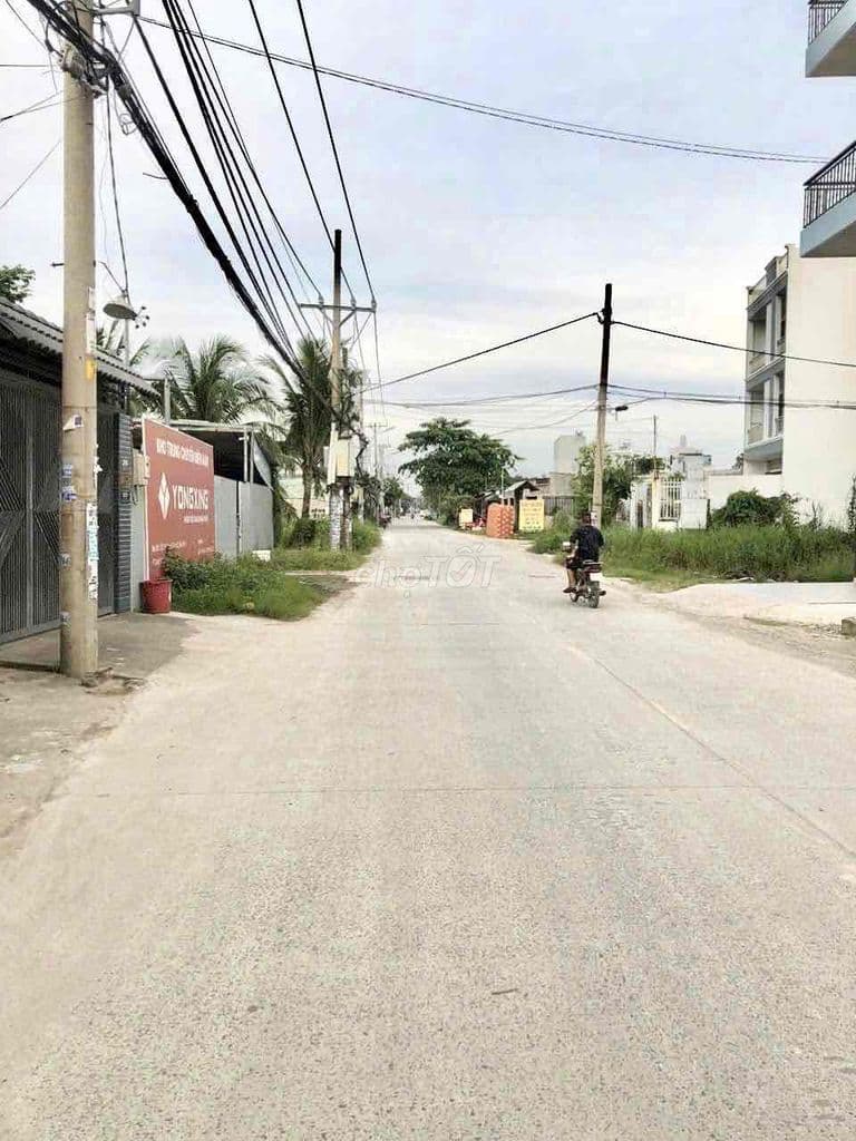 bán 285m2 mặt tiền TX52