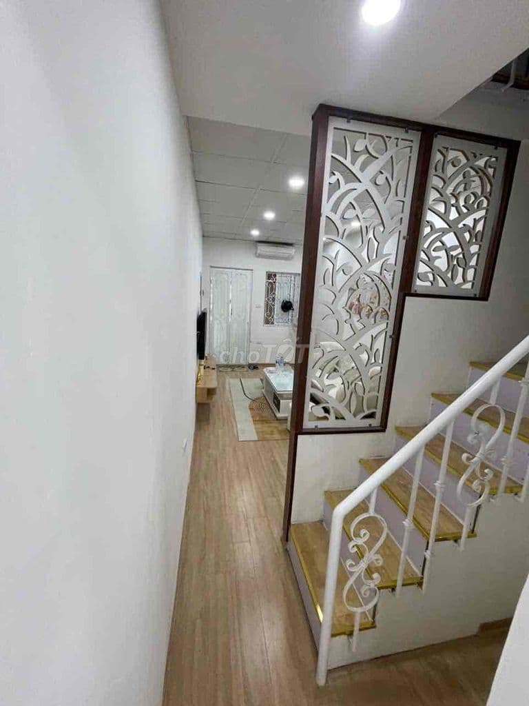 nhà Tập thể Phố 8/3 Tầng 2+3 - Ảnh 3