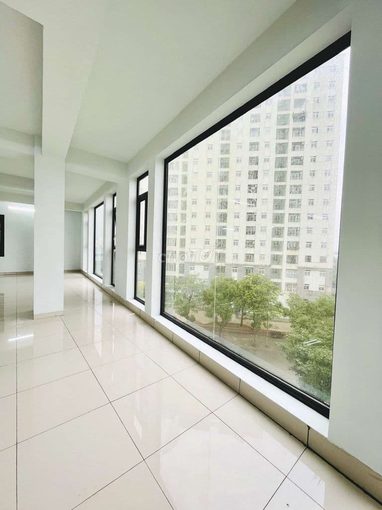 Cho thuê Sàn 150m2 chỉ có 90K/m2 . Phù hợp Văn phòng , kết hợp kho