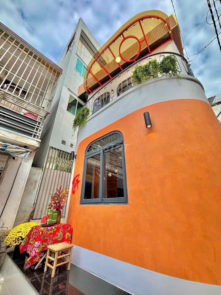 LÔ GÓC 2 MẶT HẺM - XE HƠI TỚI NHÀ 🔥 2 TẦNG BTCT - GẦN HÀNG XANH 🏡🧧 - Ảnh 2