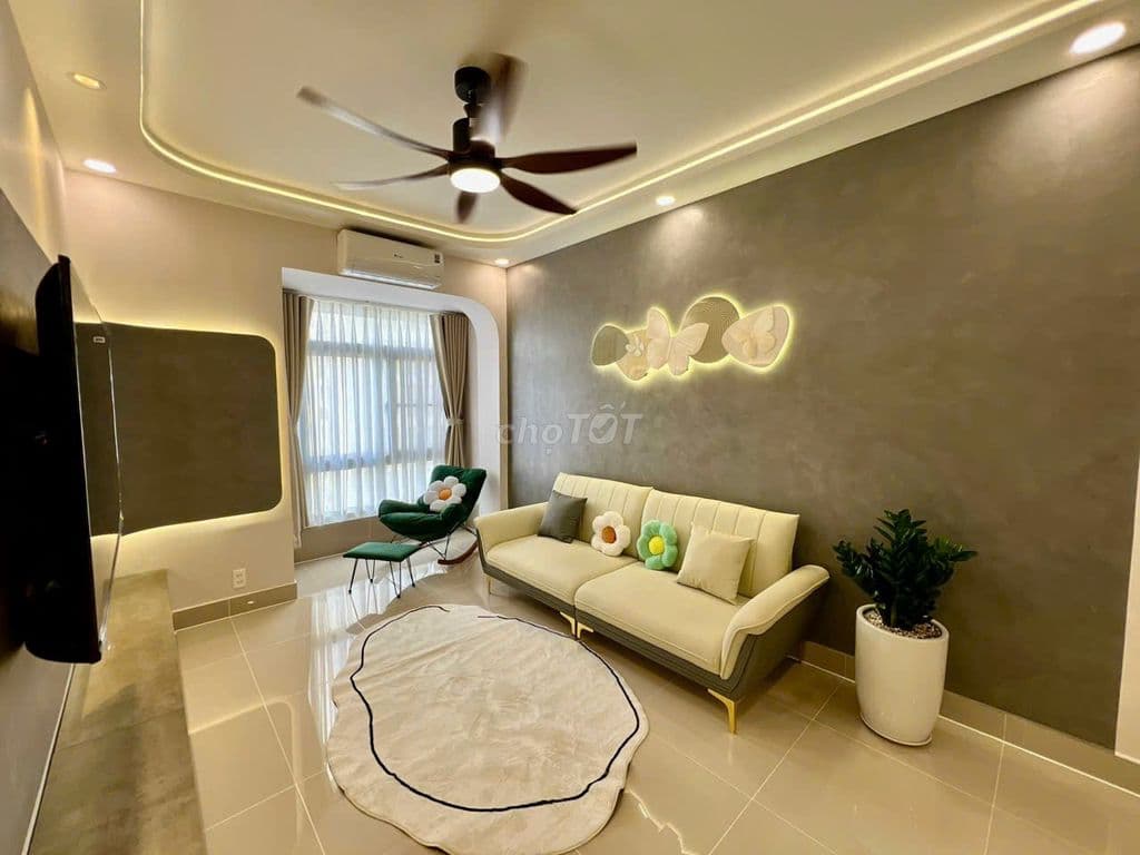 Cần cho thuê gấp căn hộ Sky Garden, giá rẻ