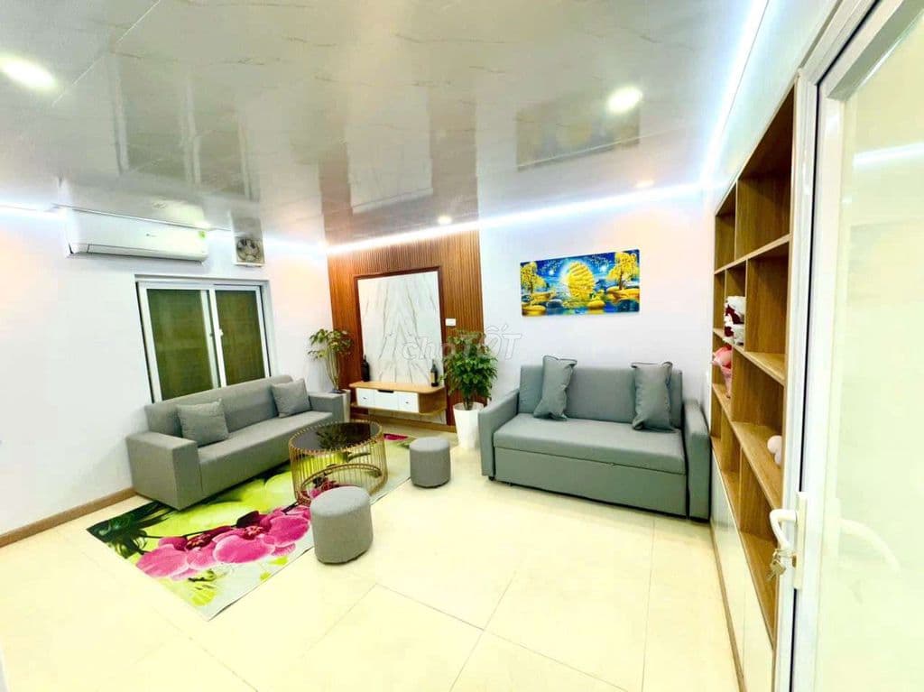 Chính chủ bán nhà tập thể tầng 1, phố Tôn Đức Thắng, ô tô đỗ, ở ngay - Ảnh 2