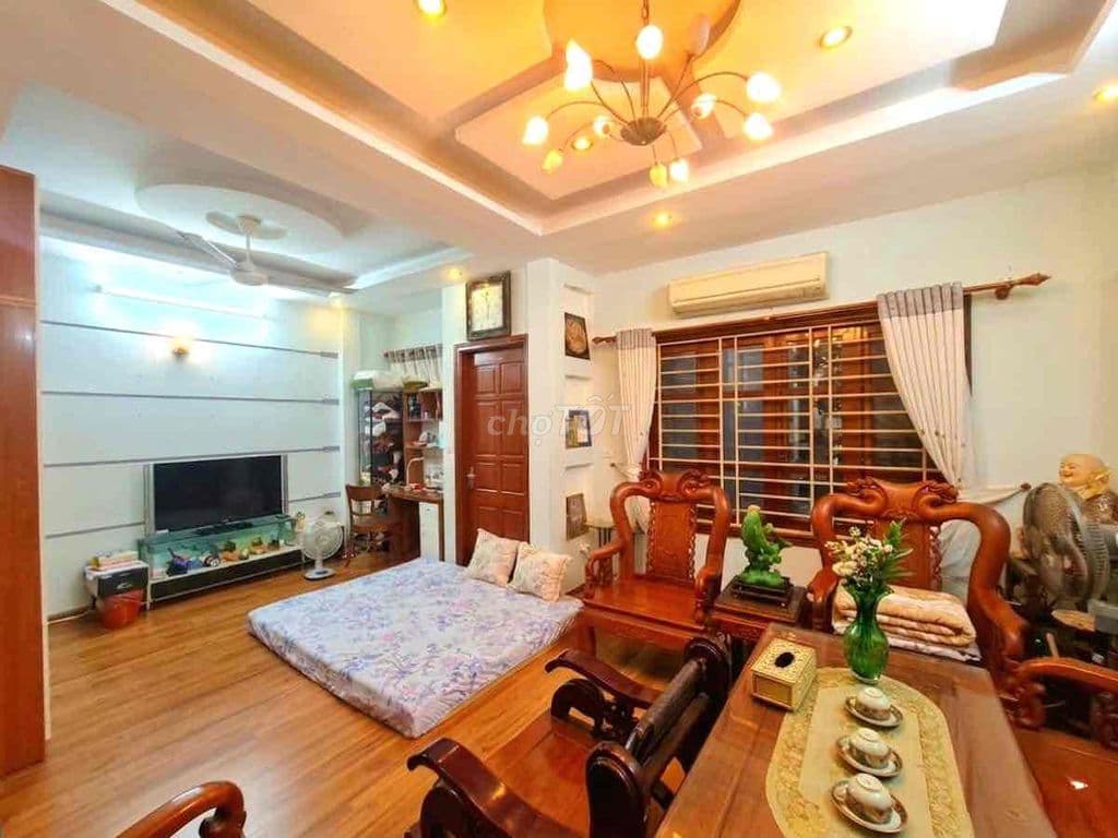 Nhà khu quân đội Nam Đồng tập thể tầng 2 phố Hồ đắc Di sổ đỏ 35/80 m2