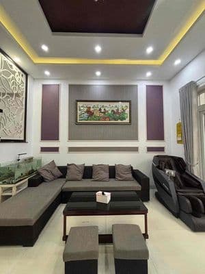 Nhà 2 tầng 2Pn đường Lê Quảng Chí, Hoà Xuân