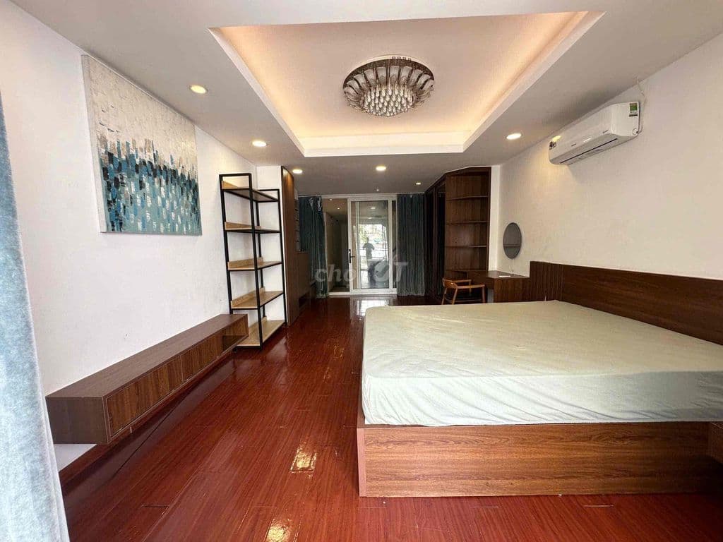 Căn hộ 1PN ban công sân vườn 60m2 ngay Bùi Viện, chợ Bến Thành - Ảnh 2