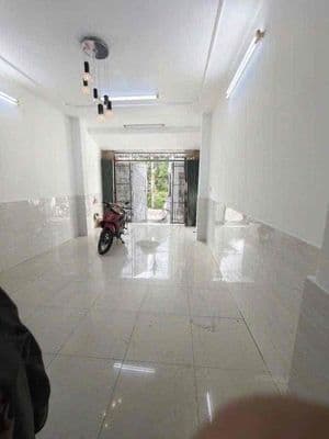 Cho thuê nhà mặt tiền KDC Bình Phú Q6