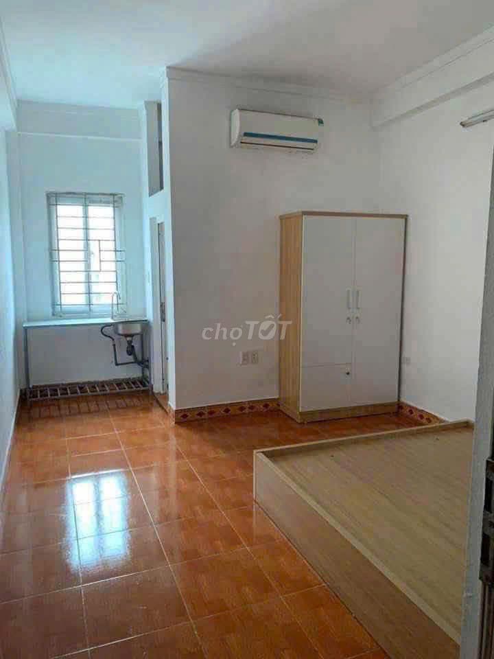 Có 2 Nhà cho thuê 29 Hồng mai và 80 Gốc đề