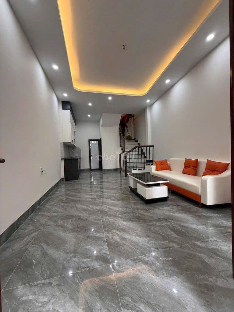 BÁN NHÀ THẠCH BÀN CỔ LINH 35M 5T FULL ĐỒ CHỈ 6.95TỶ -15M ÔTÔ ĐI THÔNG - Ảnh 2