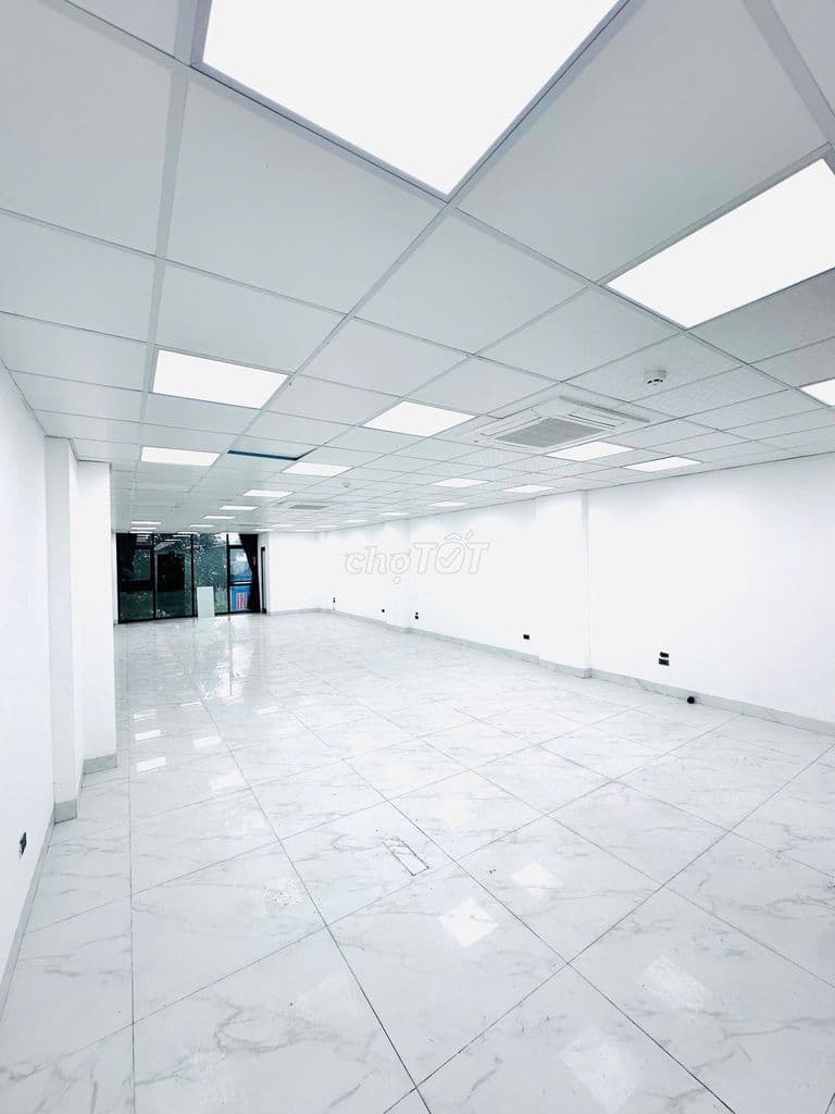 Cho thuê mặt bằng văn phòng tầng 3, ngõ ô tô tránh, có hầm - 15tr/ sàn - Ảnh 2