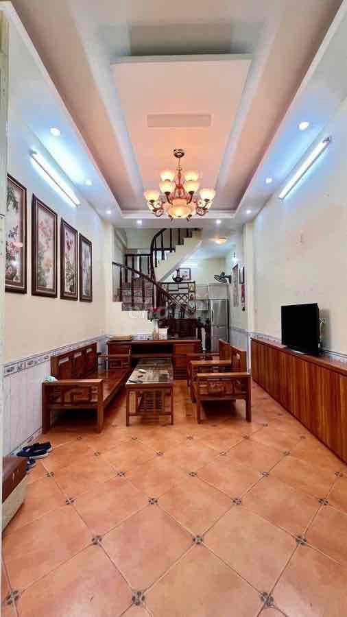 GIÁ NÀO CŨNG BÁN ! Hoàng Mai, Lô góc thoáng sáng,Ô Tô đỗ cửa, kinh doa