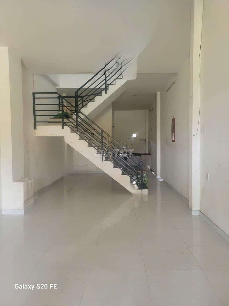 Mate tiền bở kênh p14 Gò Vấp - Ảnh 3