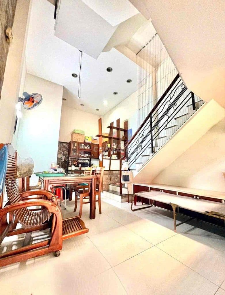 GIÁ TỐT 5 TẦNG - hẻm XE TẢI - Ông Ích Khiêm gần Lữ Gia - Lê Đại Hành - Ảnh 2