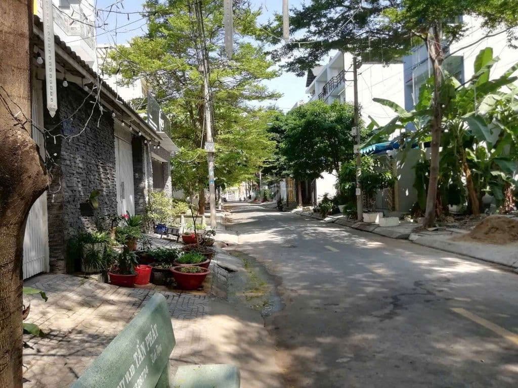 Bán vài nền đất ngay quốc lộ 50 gần bxq8 - Ảnh 2