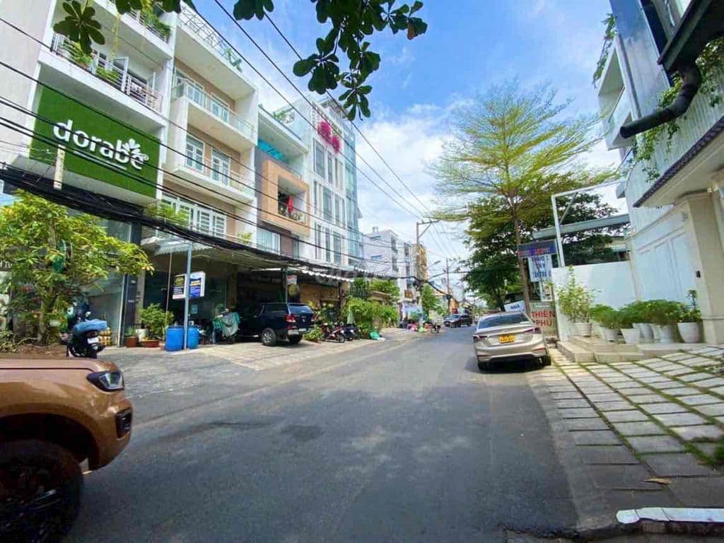 HIẾM - DT 5*18.4M ĐẤT MTKD ĐƯỜNG 18 - KHU BÊN SÔNG - GIÁ CHỈ 13.8 TỶ