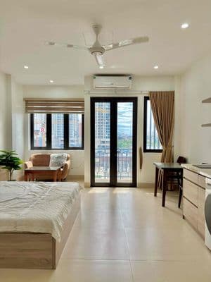 Studio mặt đường võ chí công, siêu rộng 6x mới tinh, full nội thất