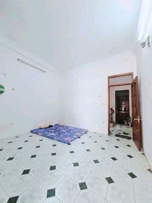 Cho thuê nhà ngõ ô tô Nguyễn Trãi, 3.5 triệu