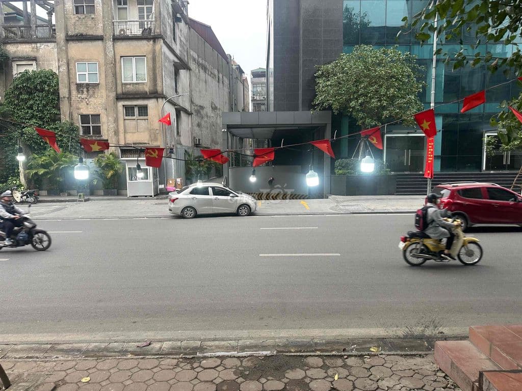 Bán nhà mặt phố trần phú - ba đình