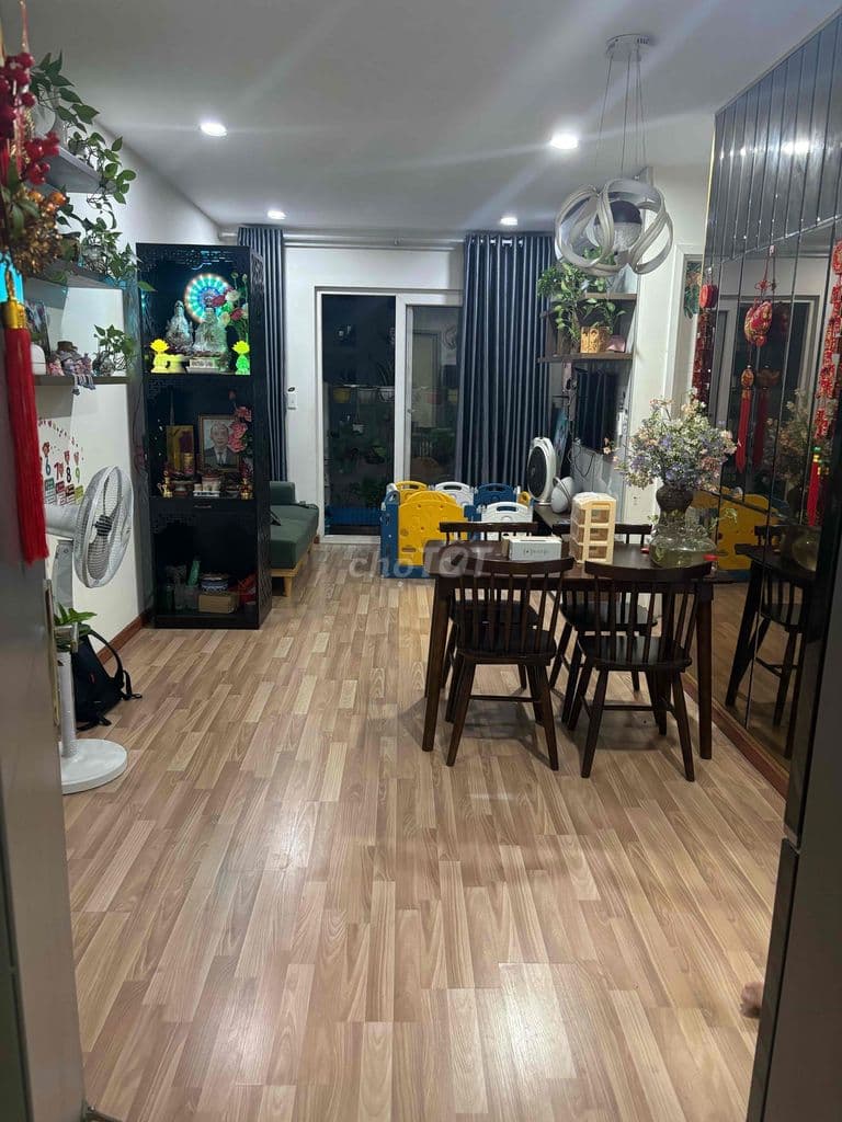 Bán căn hộ Diamond full nội thất 72m2 2PN, nhà sạch sẽ nhận nhà ngay