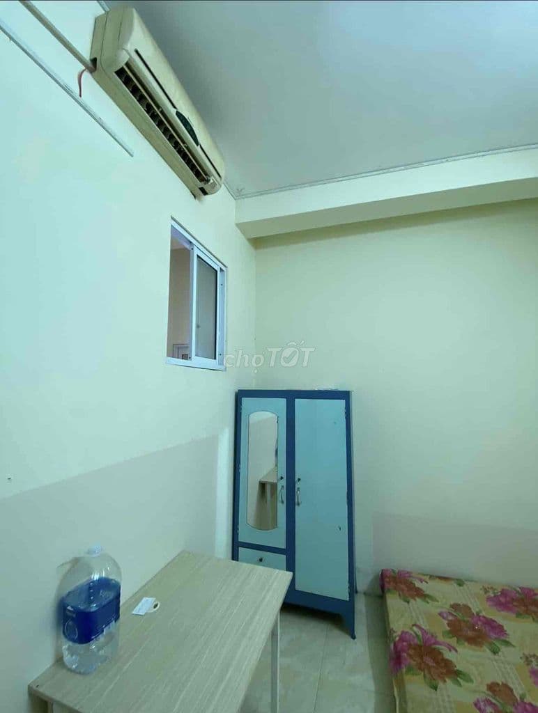 phòng đẹp , thoáng mát . full NT . trungbtaam Phú nhuận -Q3