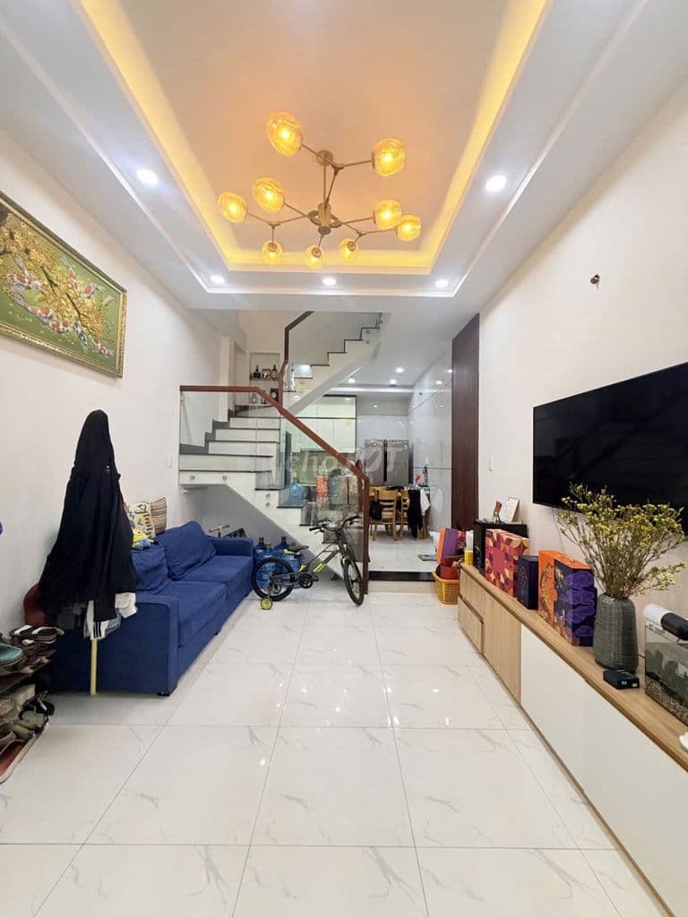 Nhà 3 tầng, ô tô đậu cửa, cạnh ACB bank Phan Huy Ích. - Ảnh 2